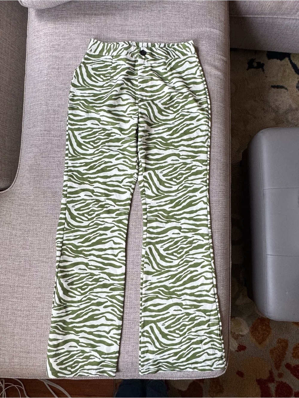 Green & White Zebra Print Flared Pants NWOT small